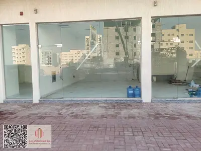 محل تجاري مميز للإيجار السنوي يقع في عجمان – الجرف الصناعية 3، في موقع استراتيجي وحيوي قريب جدًا من السوق الصيني – عجمان، ما يجعله مناسبًا لمختلف الأن