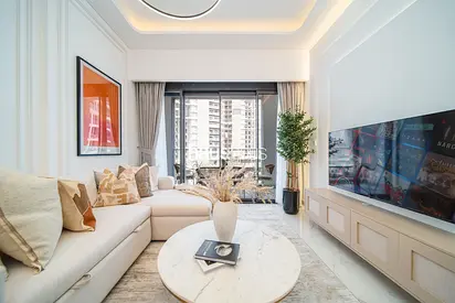 Stylish 1-Bedroom | Pool View | Newly Furnished