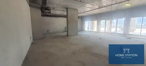 READY TO MOVE SHOP UNIQUE LOCATION