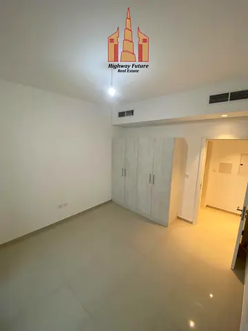 3Bhk 3 washroom Hall Balcony wardrobe 16.95k sqft 4.1m 6 year old for arabic