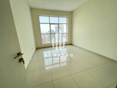 Sea View 2bhk | AC Chiller Free |Master bedroom