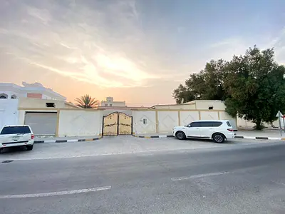 فيلا دور أرضي للإيجار في الشارقة أزرا
