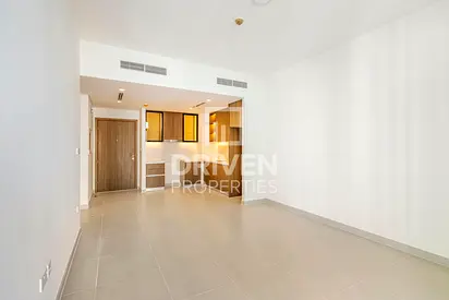 Elegant Layout | Mid Floor | Prime Location