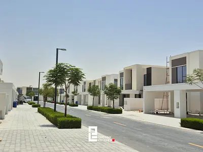 Brand new | Footsteps from Golden Beach | 3 Bedroom + Maid | Single Row | Just Handed Over