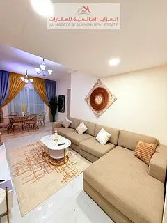 Fully Furnished 2 BR Apartment: Steps to Hypermarket, Beach &amp; Public Transport