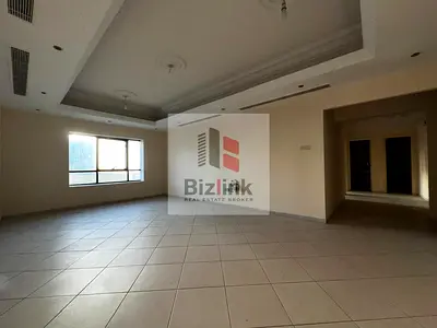 شقة مميزة بالمجاز 3 | اطلالة على بحيرة الخان | مصينه بالكامل | برج سارة