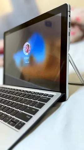 HP Elite x2 1012 G2 Laptop - Excellent Condition