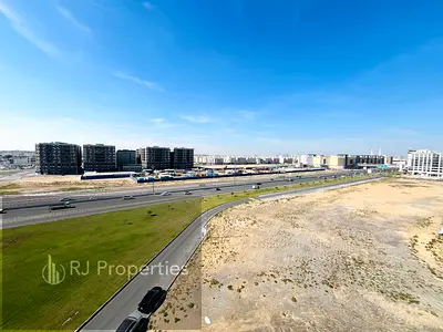 Luxury and very spacious 2bhk 2full washroom with balcony+ parking open view just 52k