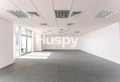 Low Floor | Vacant | Near Metro