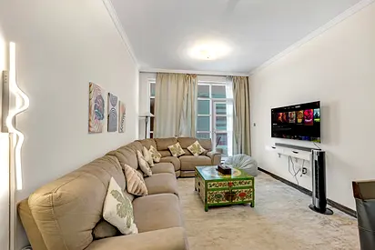 Contemporary 2-Bedroom Apartment with Gym, Pool, and Premium Appliances Description: