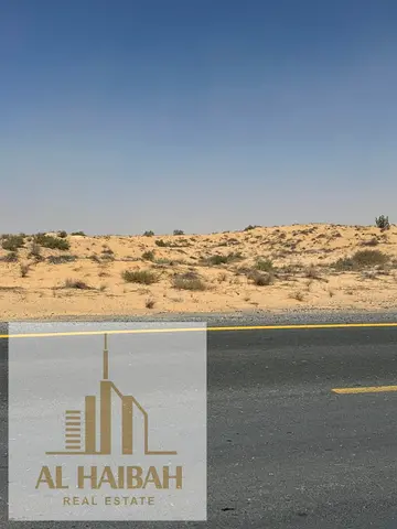 للبيع قطعتين ارض سكنية في الشارقه منطقه المطرق مقابل التجاري علي شارع خورفكان الرئيسي موقع وسعر مميز جدا وقريبه علي الخدمات