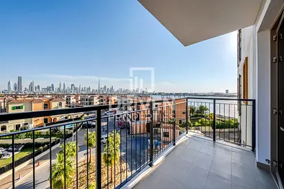 Modern Apartment | Burj Khalifa Skyline View
