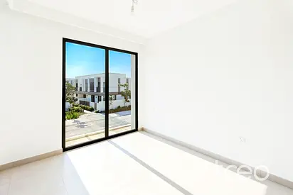 Fully Upgraded | Large Plot | Single Row