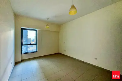 Prime Location | Unfurnished | Community View