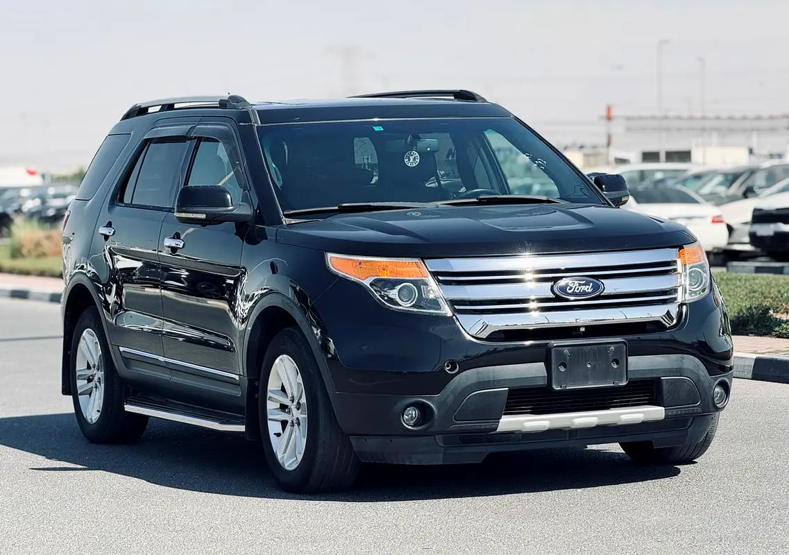 Ford Explorer 2013 — photo 1 of 17