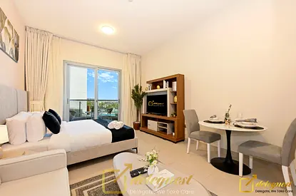 Luxury Studio in Dubai Hills | Pool & Gym | by Deleguest