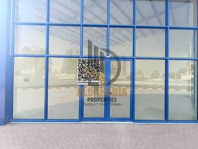 محل للايجار السنوي في مشيرف عجمان – موقع مميز على زاوية شارع رئيسي