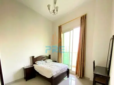 ELITE II SPORTS RESIDENCE