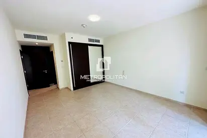 Spacious | Unfurnished | Close to Metro
