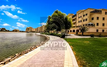 شقة جميلة بغرفة نوم واحدة مطلة على البحيرة