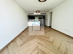 Spacious 3BR Apartment with Sea &amp; Dubai Frame View