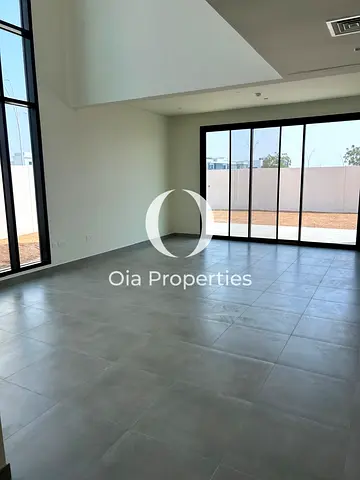 Single Row Duplex | 4BR+Maid | Exclusive Residence