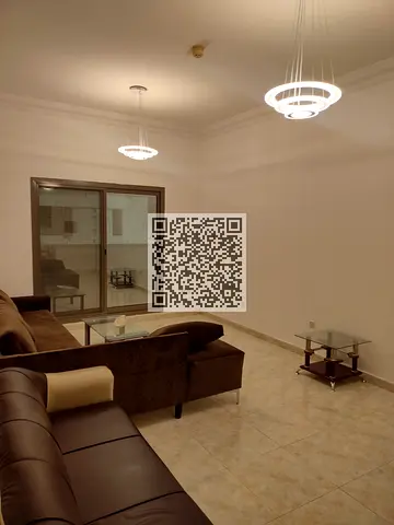 SMALL 3 / Thre bedroom hall apartment for SALE in Paradise Lake Towers B5