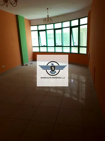 BEST PRICE IN TOWN 1 BHK IN 35K WITH 2 WASHROOMS LAUNDRY ROOM WARDROBES CLOSE TO BAQER MOHIBE SUPER MARKET CALL Moiz