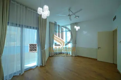 🏢 للبيع – شقة فاخرة في أبراج الخور، عجمان – استثمار مثالي أو سكن عائلي