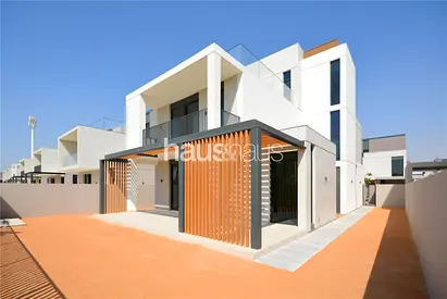Genuine Listing | Greenbelt Backing | Handed Over