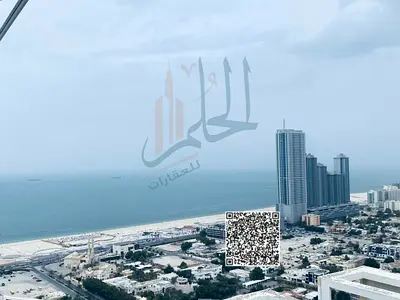 غرفتين وصاله اطلاله على الكورنيش 3 حمام و 2 بلكونه غرفتين ماستر وخزائن بالحائط مساحات كبيره جدا ومعاها باركنج