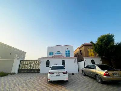 فيلا من طابقين للبيع في عجمان المويهات-1