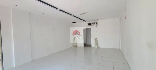 Parking side shop available England cluster X23 good for office and ladies salon