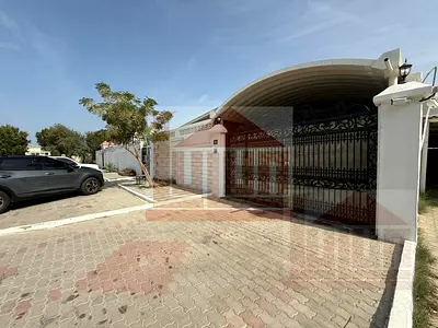 للبيع فيلا أرضية مميزة – أم القيوين 🏡