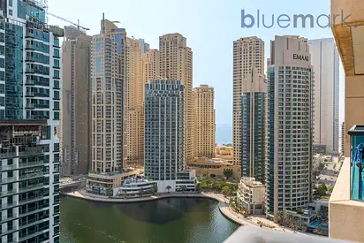 MARINA VIEW || NEXT TO METRO || SPACIOUS LAYOUT