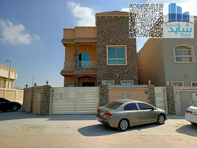 🏡 فيلا زاوية واسعة مكونة من 6 غرف نوم للإيجار في المويهات 3، عجمان - موقع متميز! 🌟