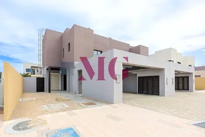 Family Home | Prime Location – Between Abu Dhabi & Dubai