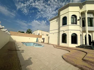 Private Villa | Pool and Garden | Corner Plot