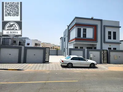 فيلا للبيع في زاوية الزاهية مع كهرباء ومياه - المساحة 5400 قدم مربع، طابقين، 5 غرف نوم رئيسية مع خزائن مدمجة، غرفة للخادمة، غرفة معيشة، ومجلس مع مدخل