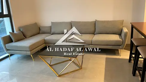 للايجار الشهري غرفتين وصالة في جزيرة مريم شامل انترنت مجاني ومياه وكهرباء وباركنج ومسبح وجيم