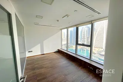 Vacant | Unfurnished | Next to Metro