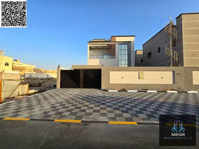 LUXURY 5 bedroom with Roof villa with central ac .Al rawda 2