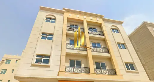 للبيع بناية في منطقة مويلح التجارية بدخل ممتاز جدا  --الشارقة