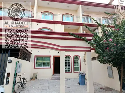 فرصة سكنيه و استثمارية فيلا ابتاون راقية للبيع في الزاهية عجمان على طريق محمد بن زايد بجوار جميع الخدمات