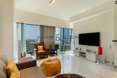 Close to Metro 1 Bedroom at Central Park Towers, DIFC