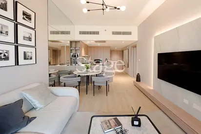 LUXURY LIVING | POOL VIEW | MULTIPLE OPTIONS