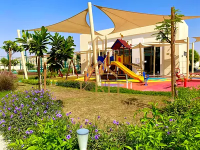 A luxurious lifestyle begins here: 5 master bedroom villa, optional swimming pool, strategic location close to all services and shopping centers