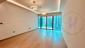 Vibrant Apt | Full Lake Views | One B/R Plus Study