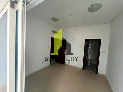 unfurnished 2 bedroom appartment for rent yearly