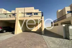 4 Bedroom | Single Row | Rented